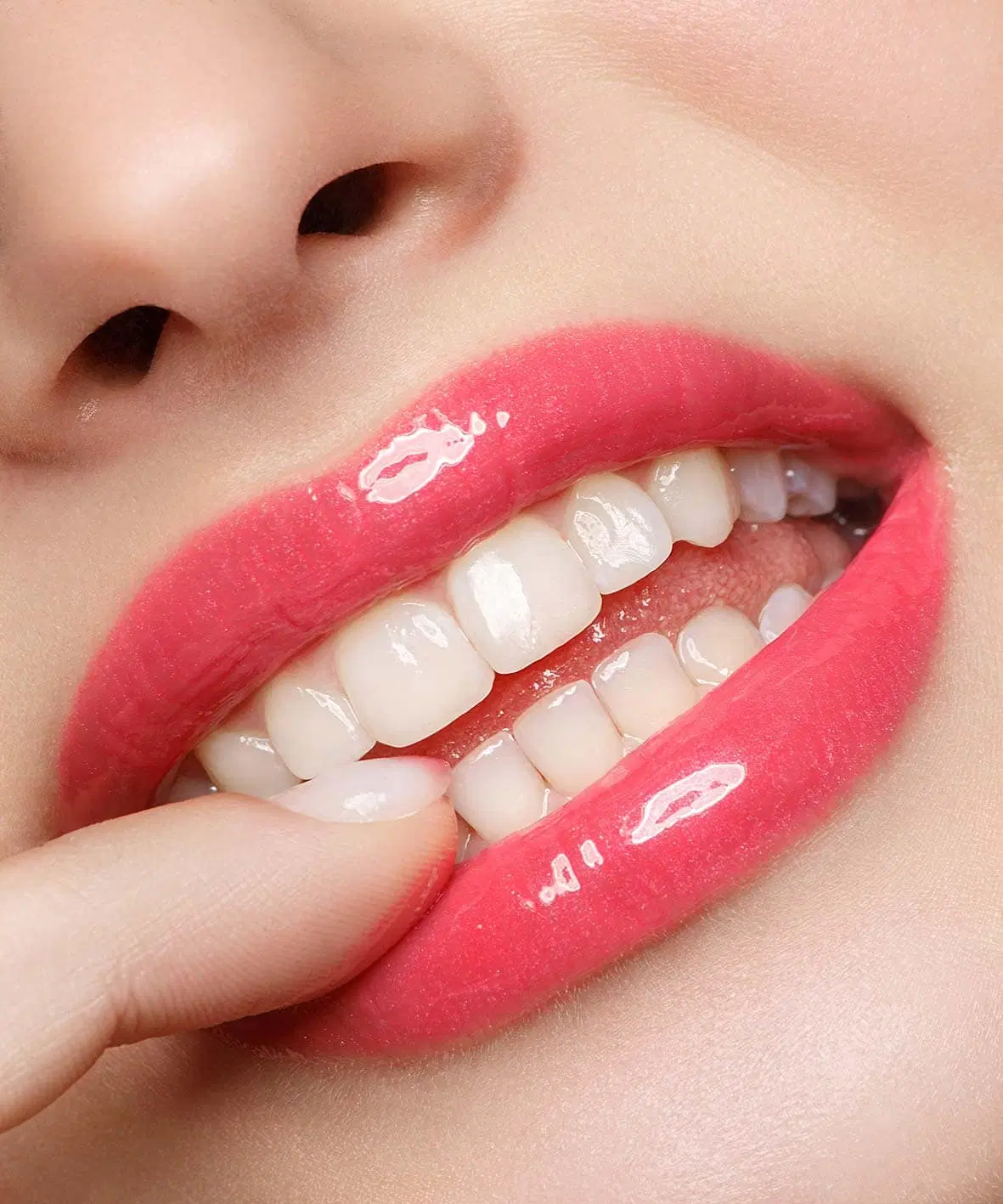 Luscious Lips – Pinkalicious – No.328 - Lippenpflegestift  Booster