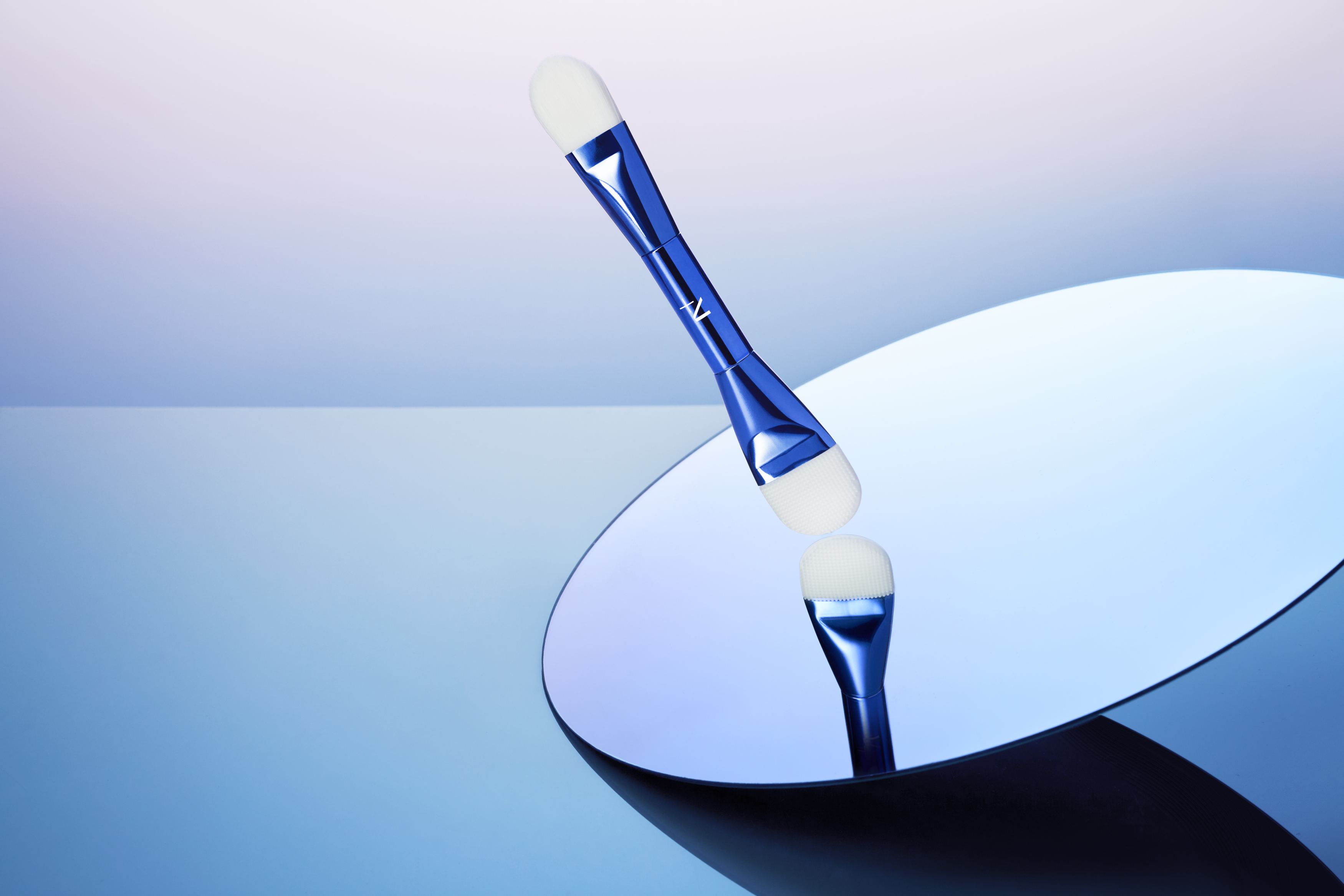 Nescens - Dual-Ended Exfoliating and Masking Brush - Maskenpinsel