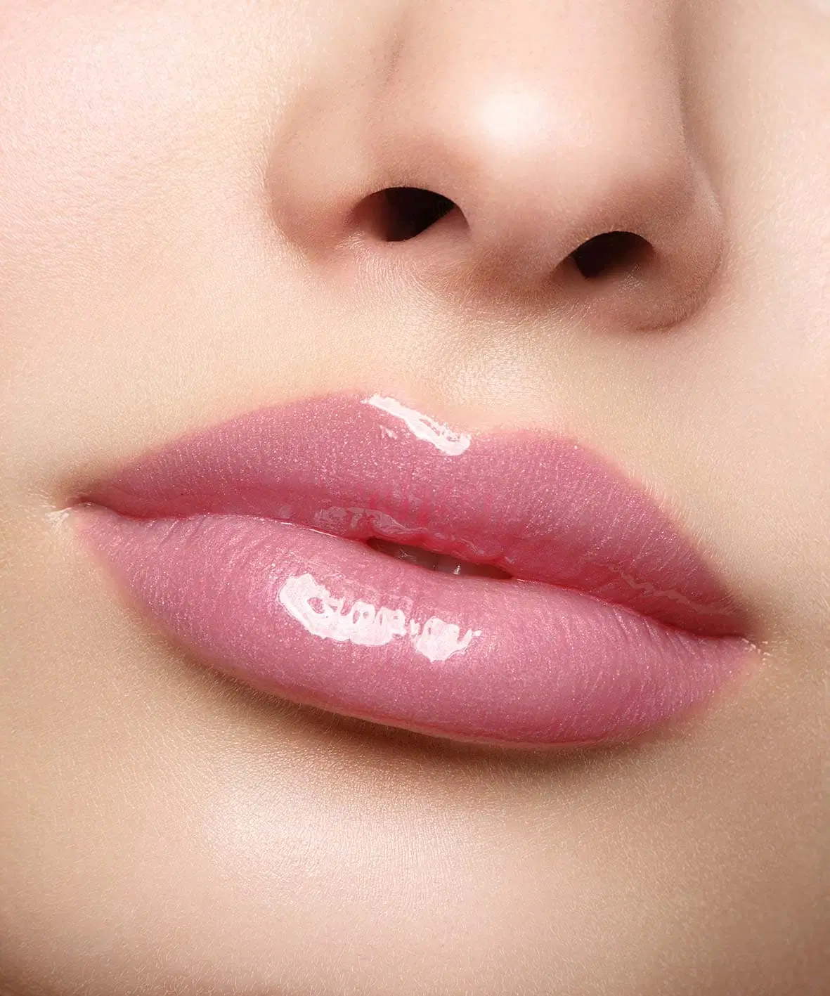 Luscious Lips – Yummy Plummy – No. 324 - Lippenpflegestift Booster
